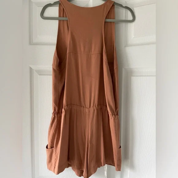 Style Rack Romper - Picture 3 of 5